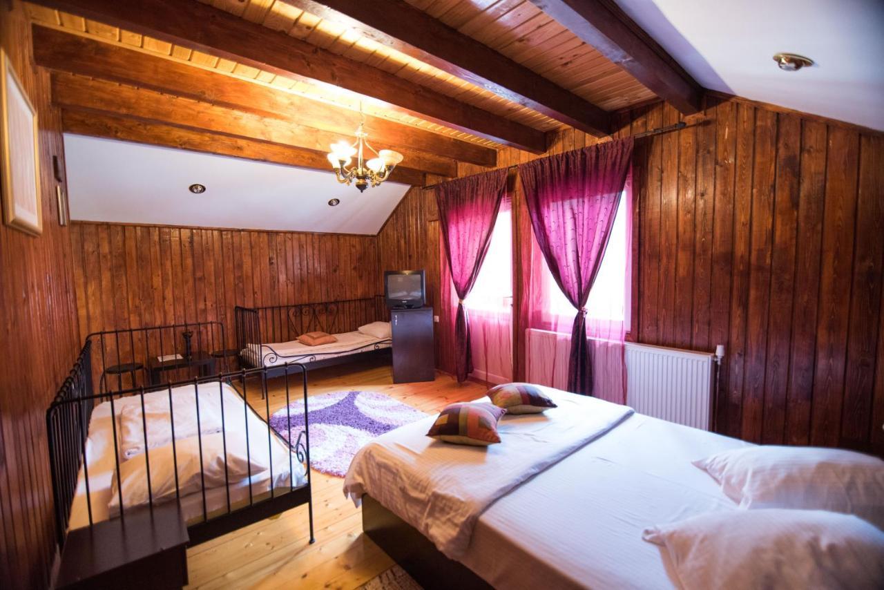 Casa Domneasca Villa Baia de Fier Bagian luar foto