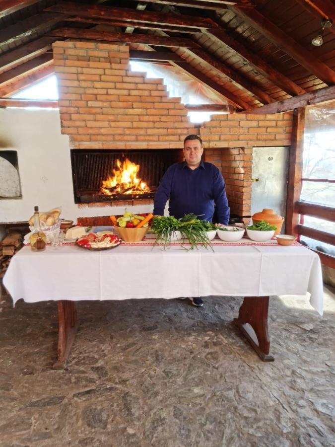 Casa Domneasca Villa Baia de Fier Bagian luar foto
