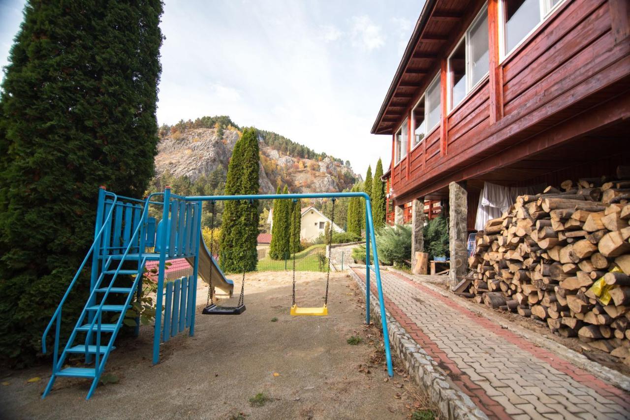 Casa Domneasca Villa Baia de Fier Bagian luar foto